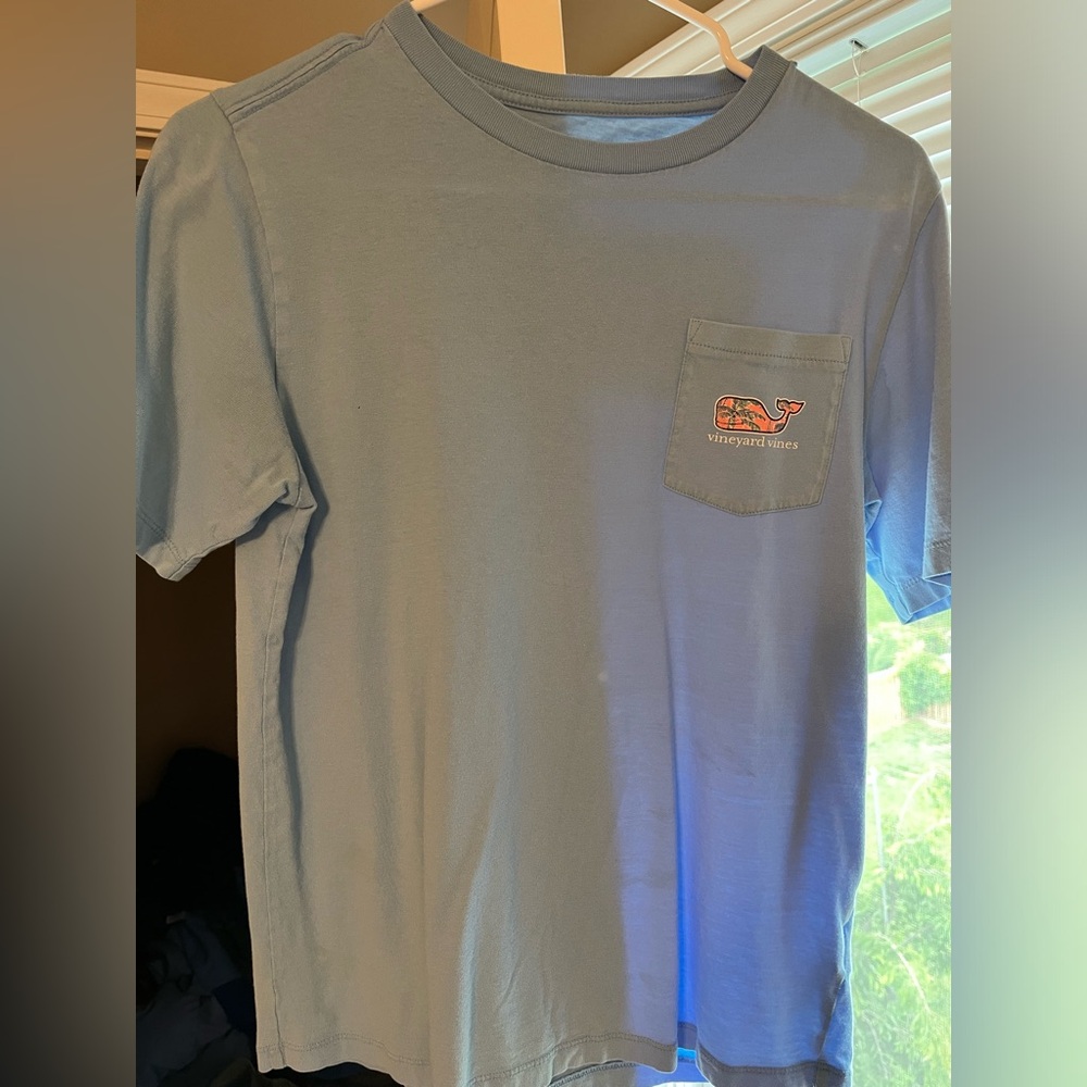 Vineyard vines baby blue short sleeve t shirt